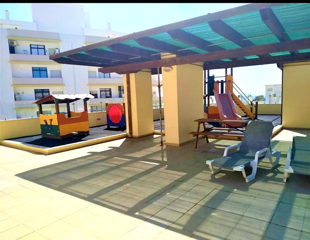 Ocean Breeze - Terrace Pools Armacao de Pera Exterior foto